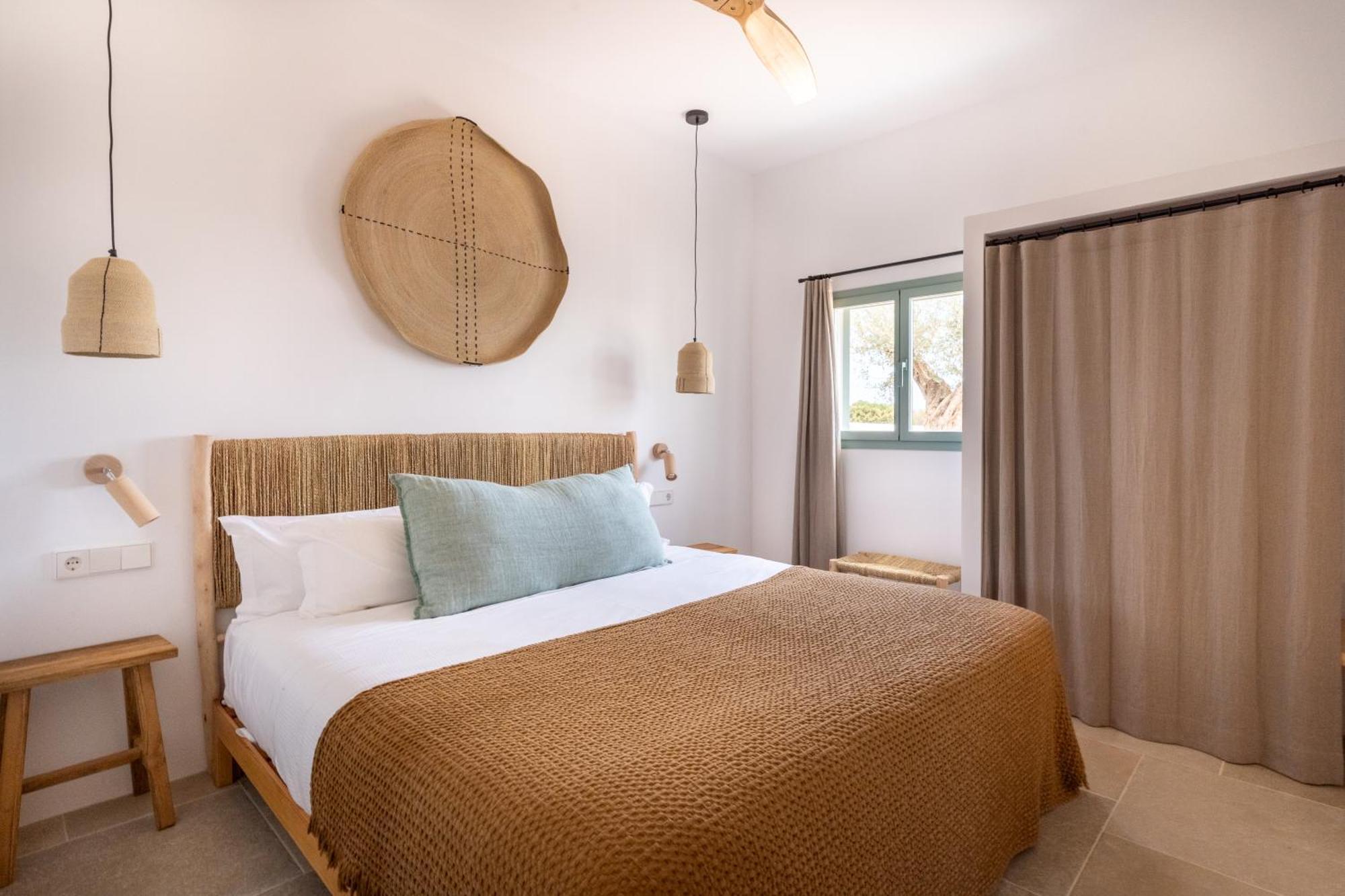 Apartamentos Punta Rasa Cala Saona Eksteriør bilde